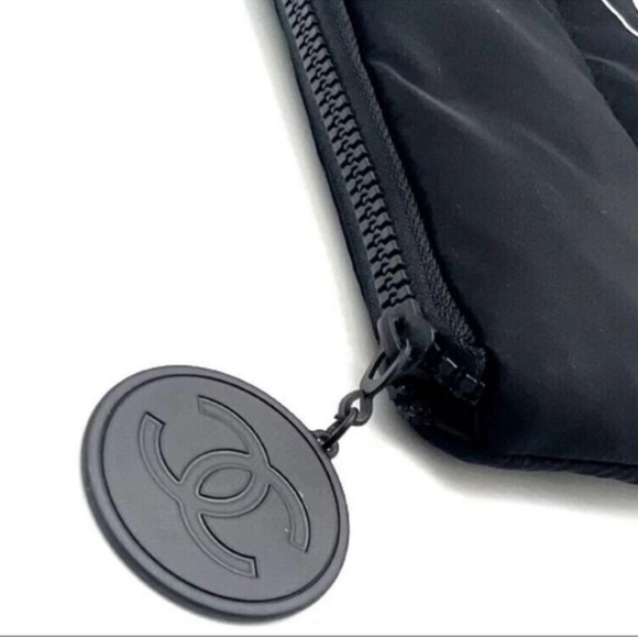 CHANEL Black Quilted Large Pouch, NWOT - Picture 3 of 11